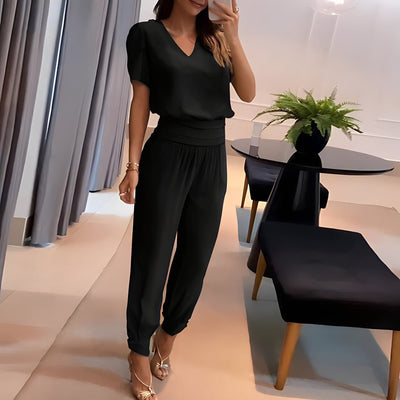 Alexandra - Trendigt set med blus och byxor